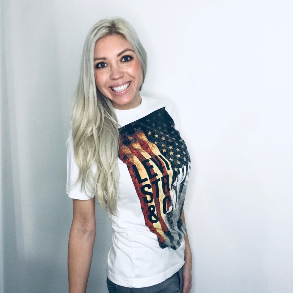 Levi Strauss // Memorial Day White Flag Tee - Picture 6 of 8